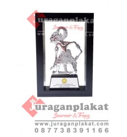 PLAKAT WAYANG 32